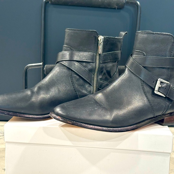 Coach Boots Womens 9 B Lannah Ankle Booties Buckle Straps Black Leather Zipper - Picture 3 of 15